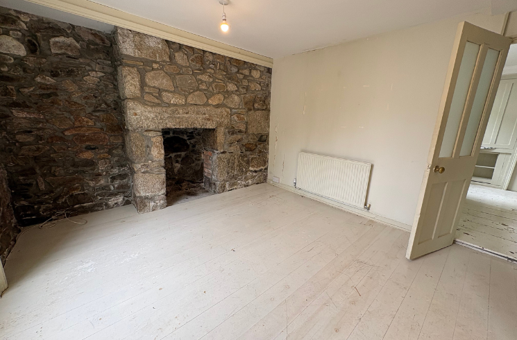 Property photo 3 of 9
