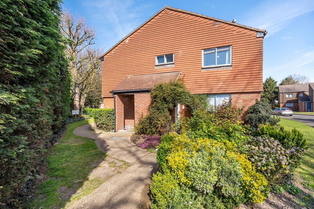 Property photo 1 of 6