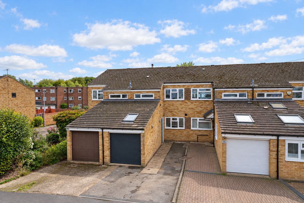 Property photo 1 of 15 57-Kingsland-Road-5524