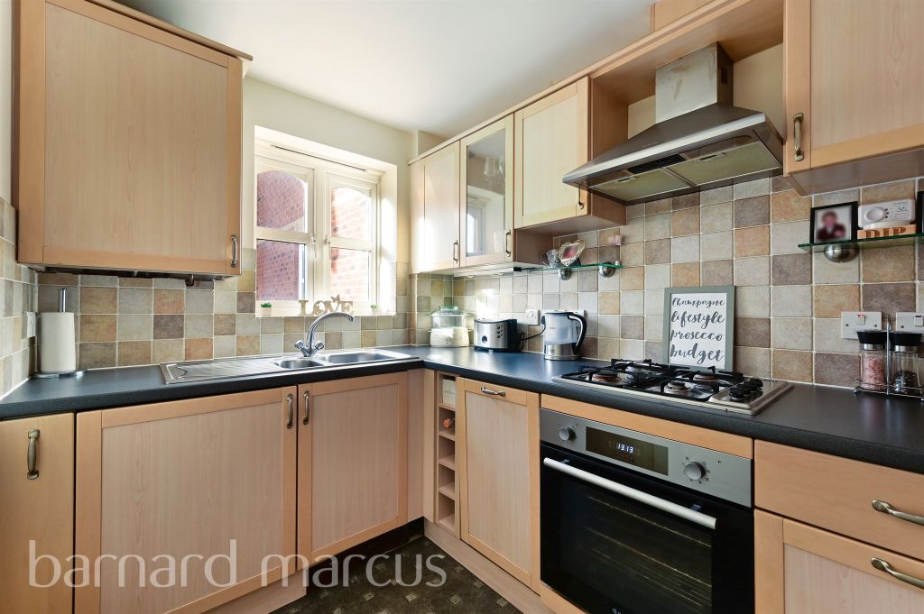Property photo 3 of 9