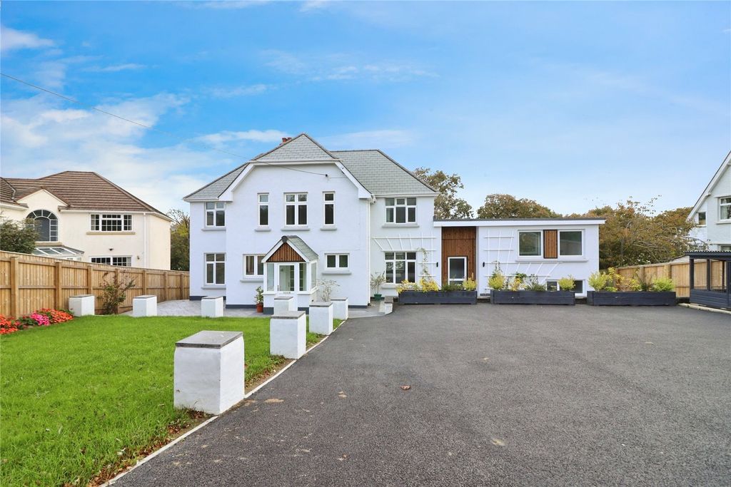 Property photo 1 of 22 Picture No. 06