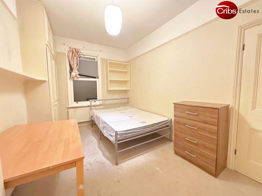 Property photo 2 of 8 Gallery