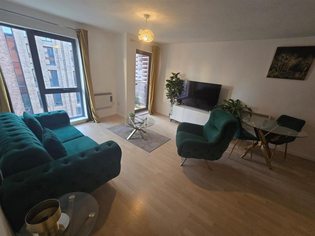 Property photo 3 of 8 Zdjecie Whatsapp 2025-12-16 O 14.52.45_6E917E23.Jp