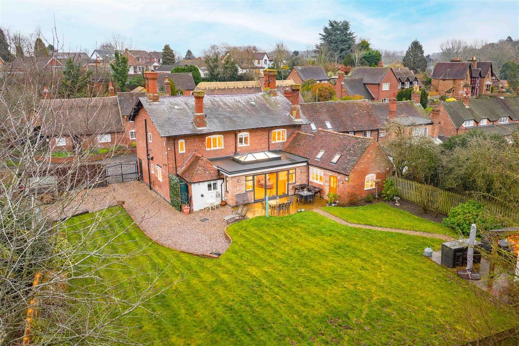 Property photo 1 of 55 Jasmine Cottage - Creative House Studio --5.Jpg