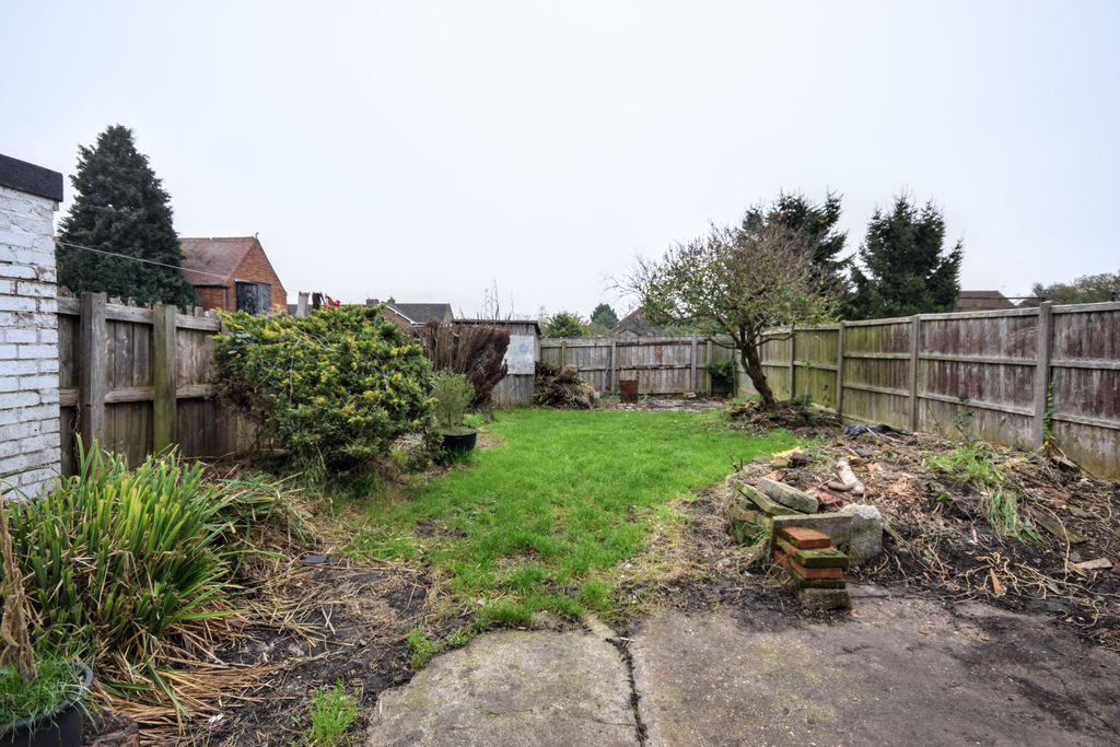 Property photo 2 of 14