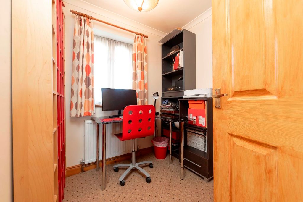 Additional image 18 of 3 bed semi-detached house for saleMyfanwy, Ashgrove Terrace, Nelson, Treharris CF46