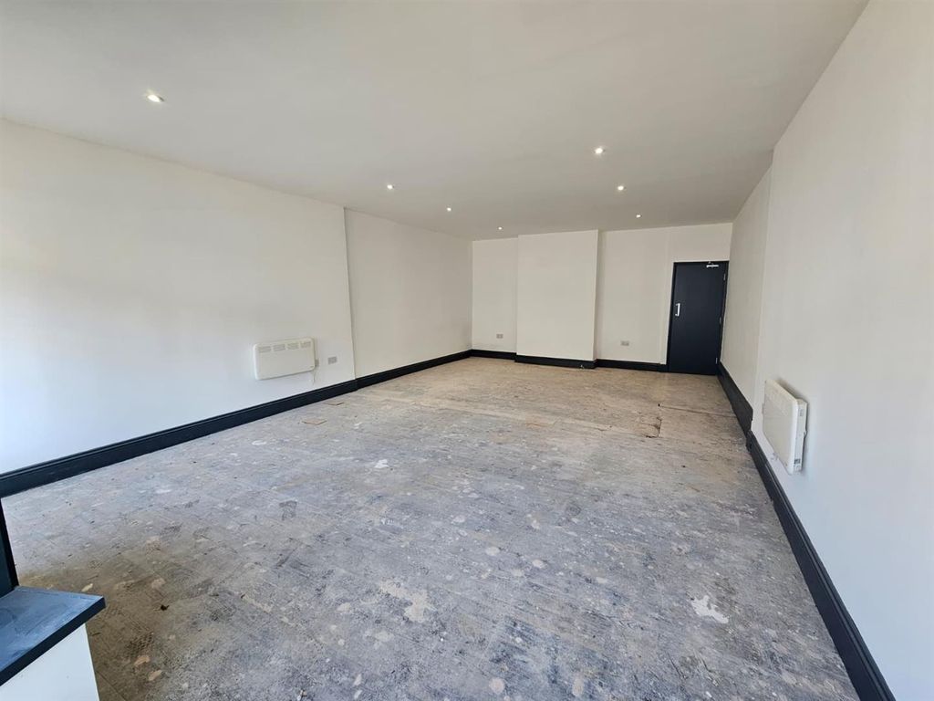 Property photo 2 of 15 Whatsapp Image 2026-03-05 At 12.12.09 (1).Jpeg