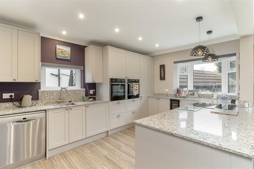 Property photo 3 of 23 Living Dining Kitchen - C.Jpg