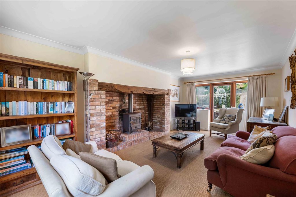 Property photo 3 of 31 2 Stable Close-19.Jpg
