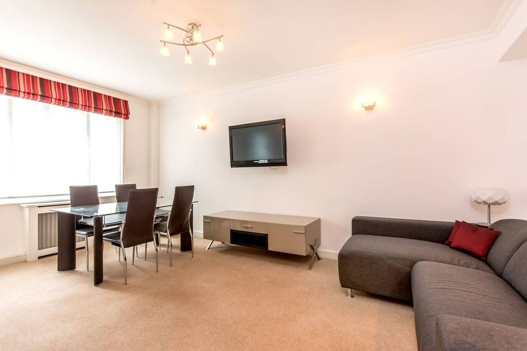 Property photo 2 of 7