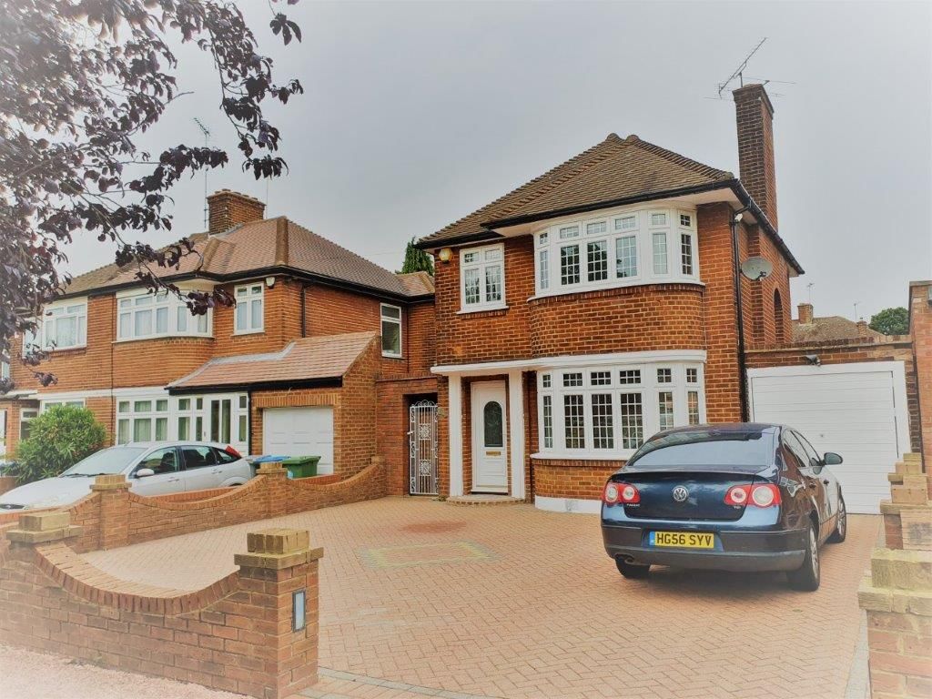Property photo 3 of 14