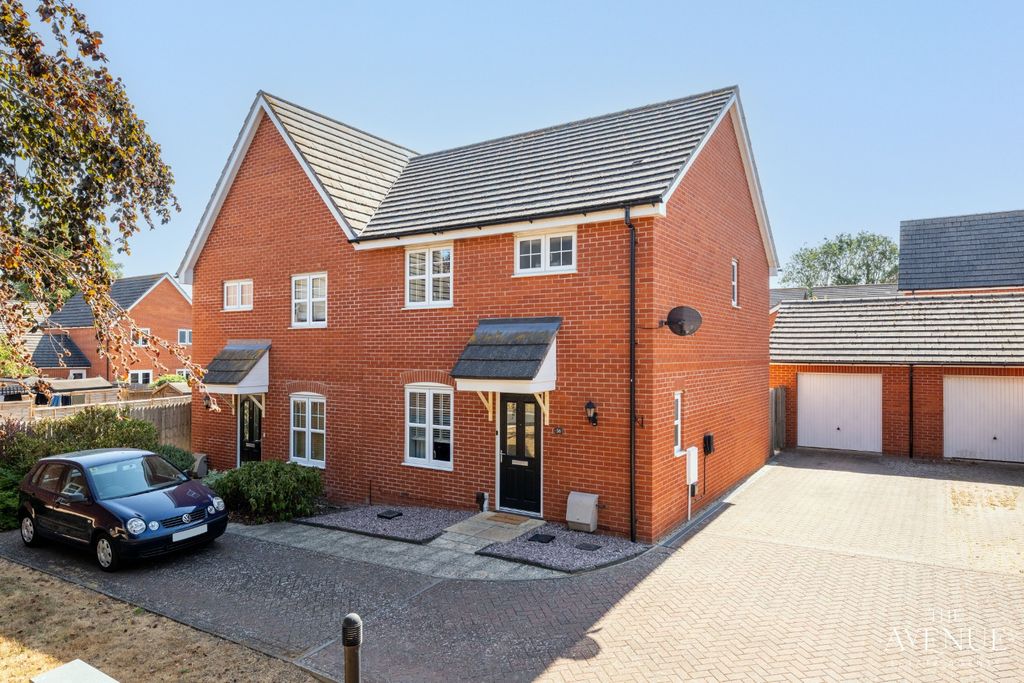 Property photo 1 of 31 5269893