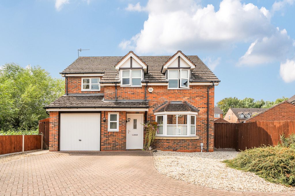 Property photo 1 of 18