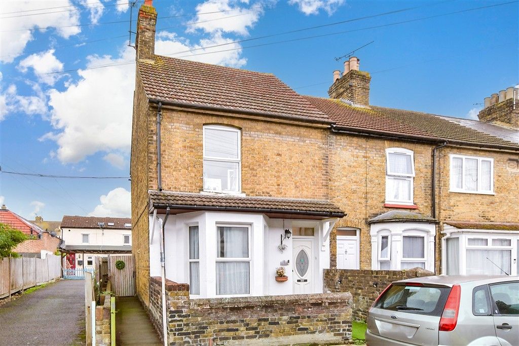 Property photo 1 of 11 External *