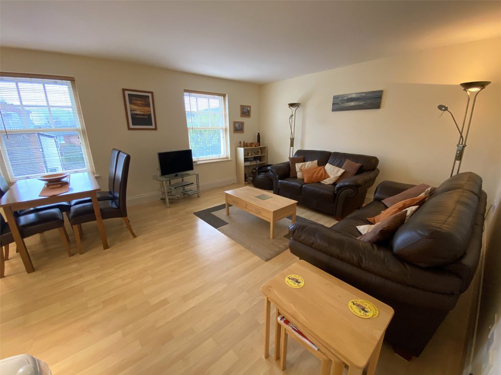 Property photo 3 of 7 Picture No. 04