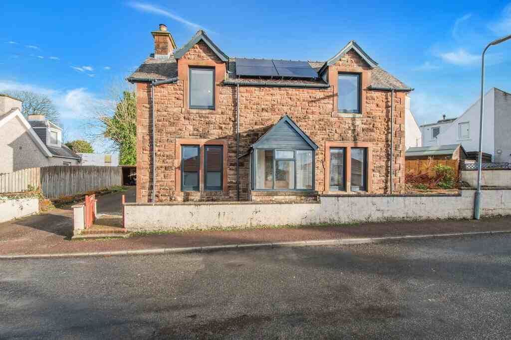 Property photo 1 of 17