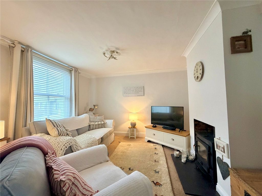 Property photo 2 of 10 Picture No. 24