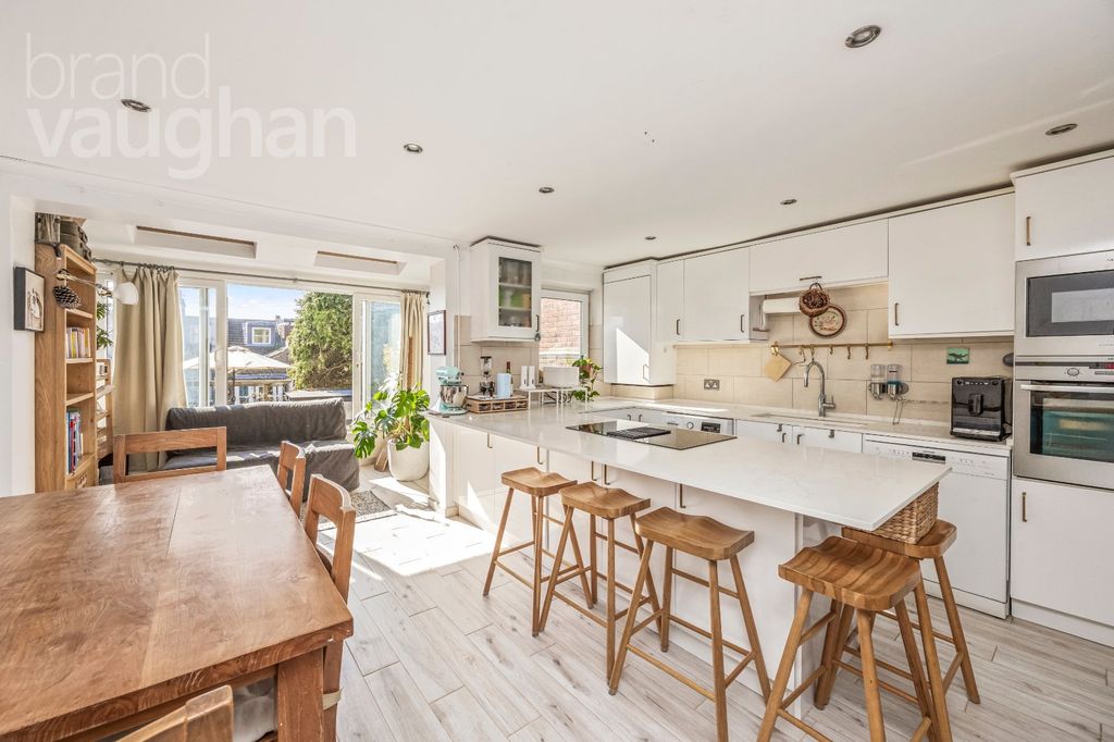 Property photo 2 of 23 Picture No. 23