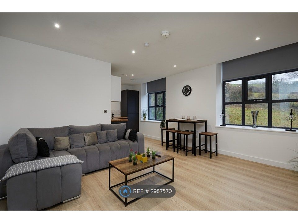 Property photo 1 of 27