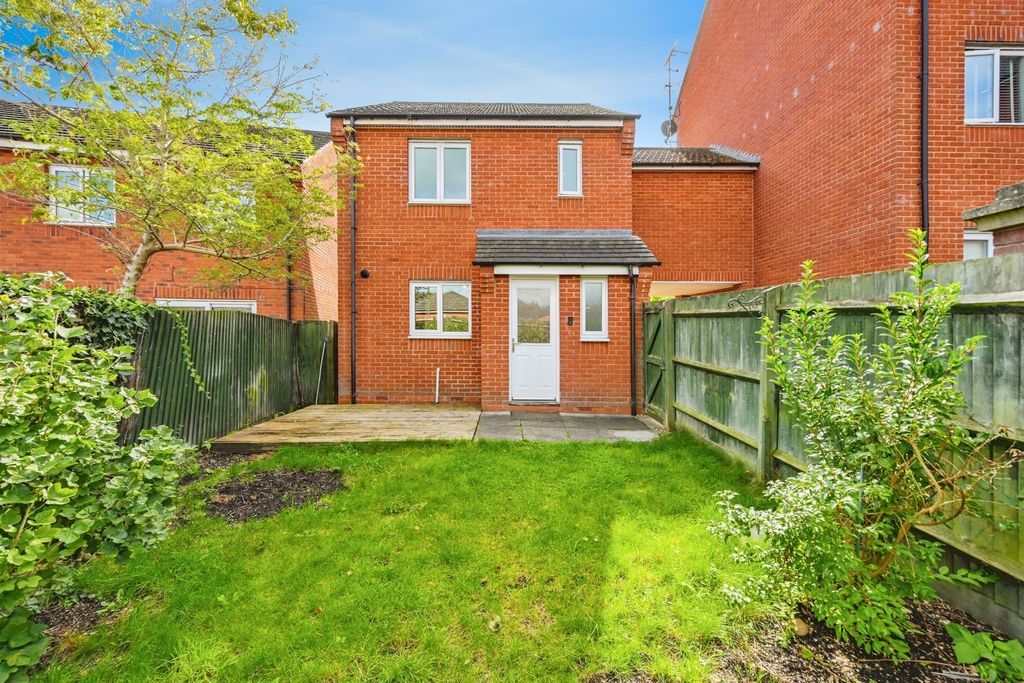 Property photo 1 of 16 External