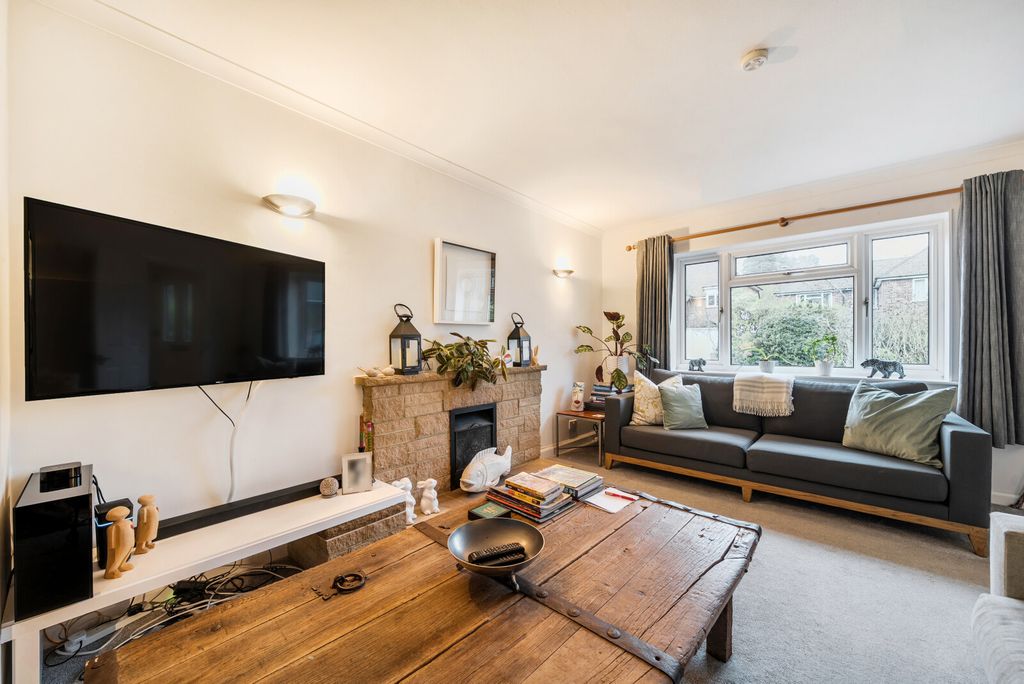 Property photo 3 of 21 Picture 3