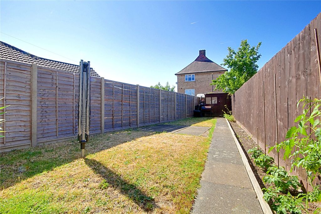 Property photo 2 of 16 Picture No. 15