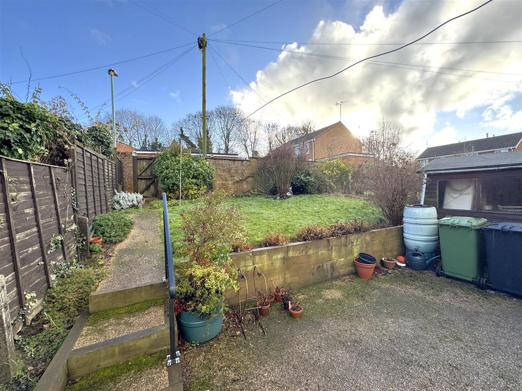 Property photo 2 of 12