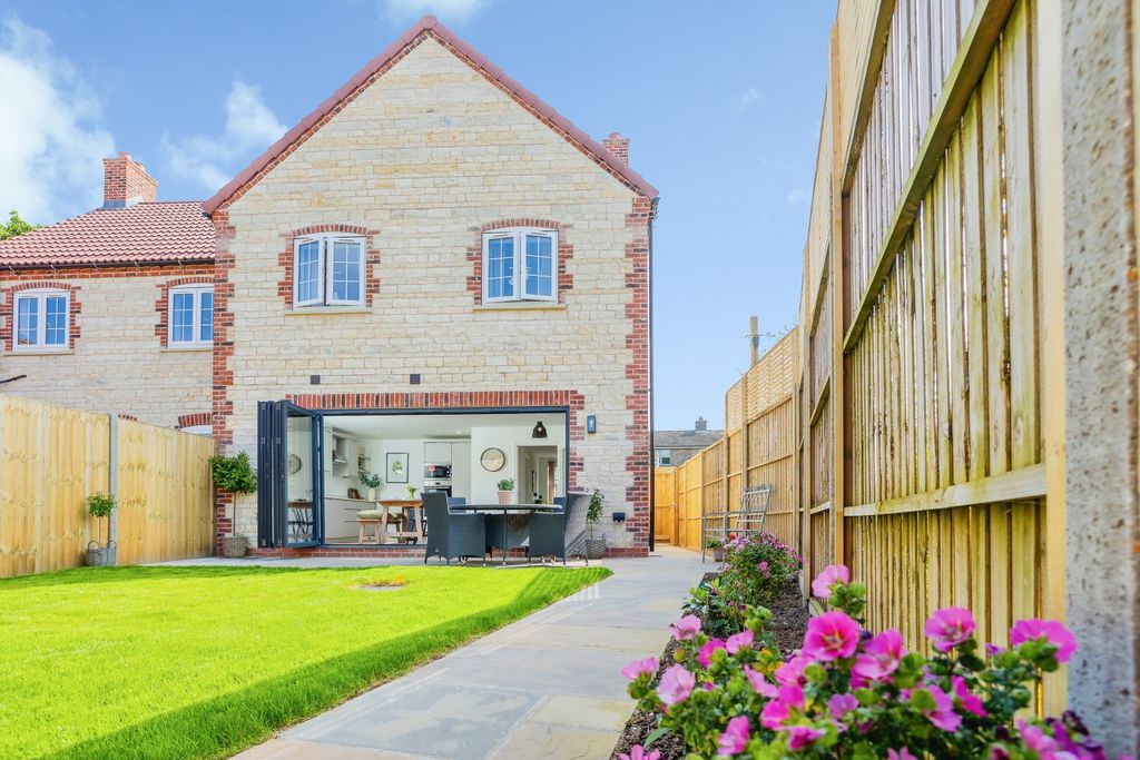 Property photo 1 of 18 Img_1683