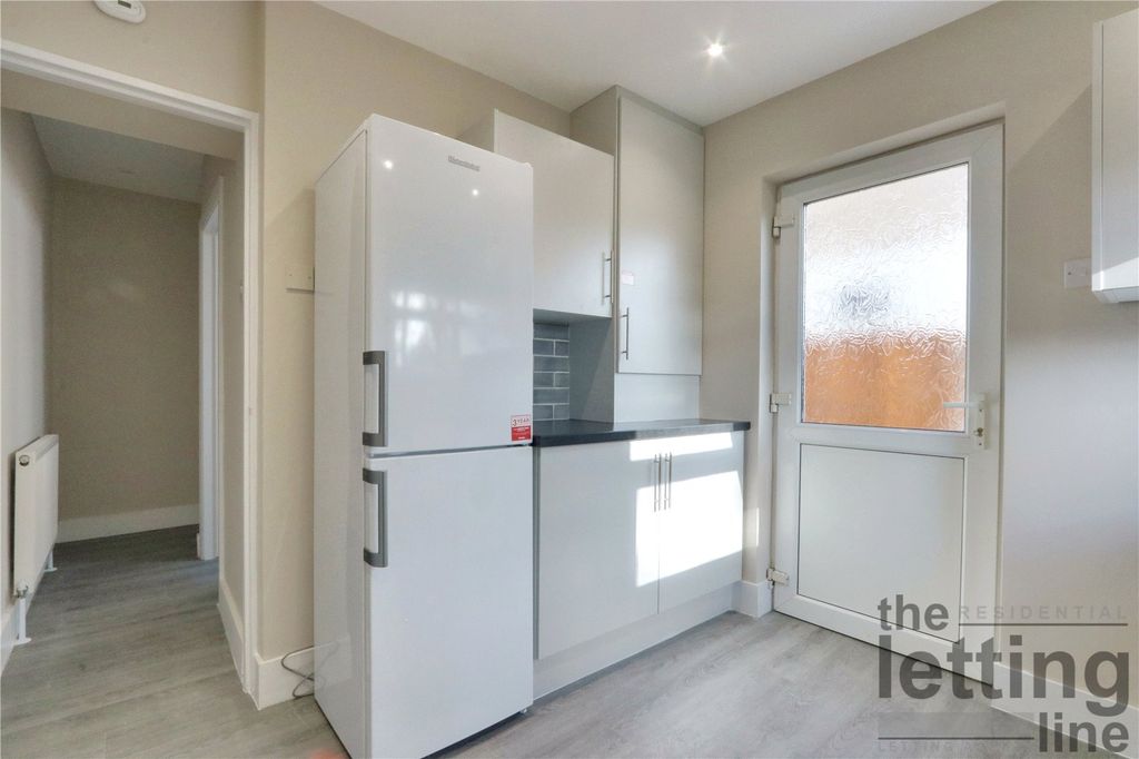 Property photo 2 of 9 Picture No. 06