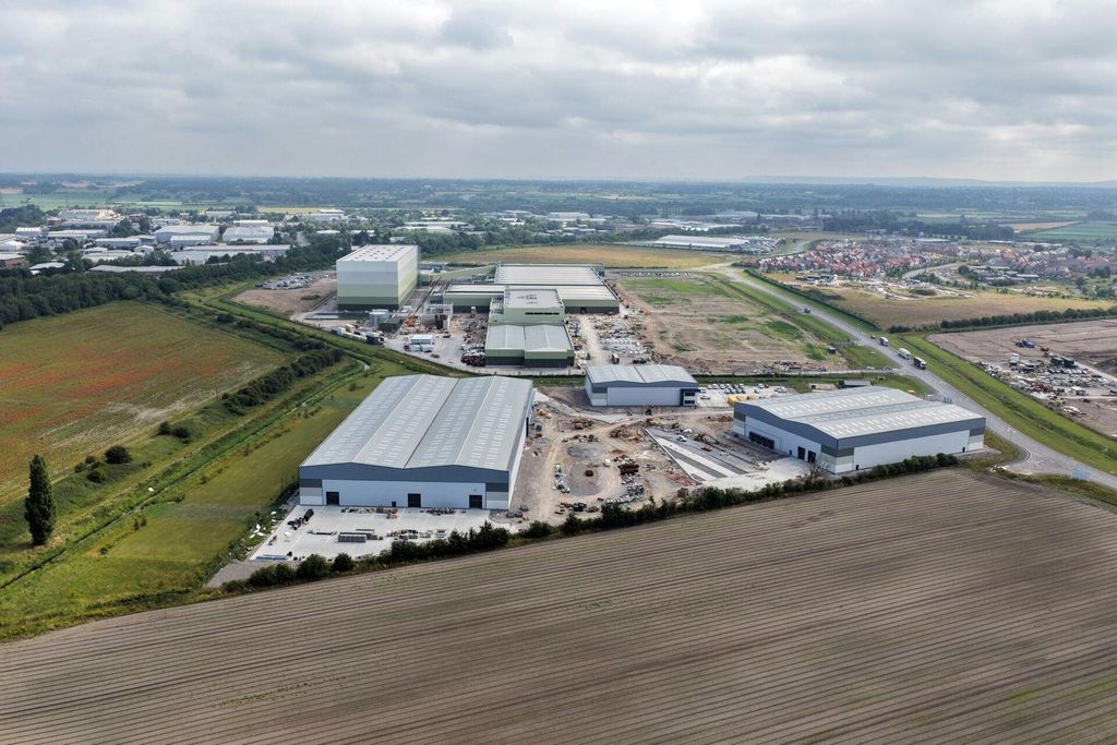 Property photo 2 of 2 Dji_20250630100454_0161_D1920x1280.Jpg