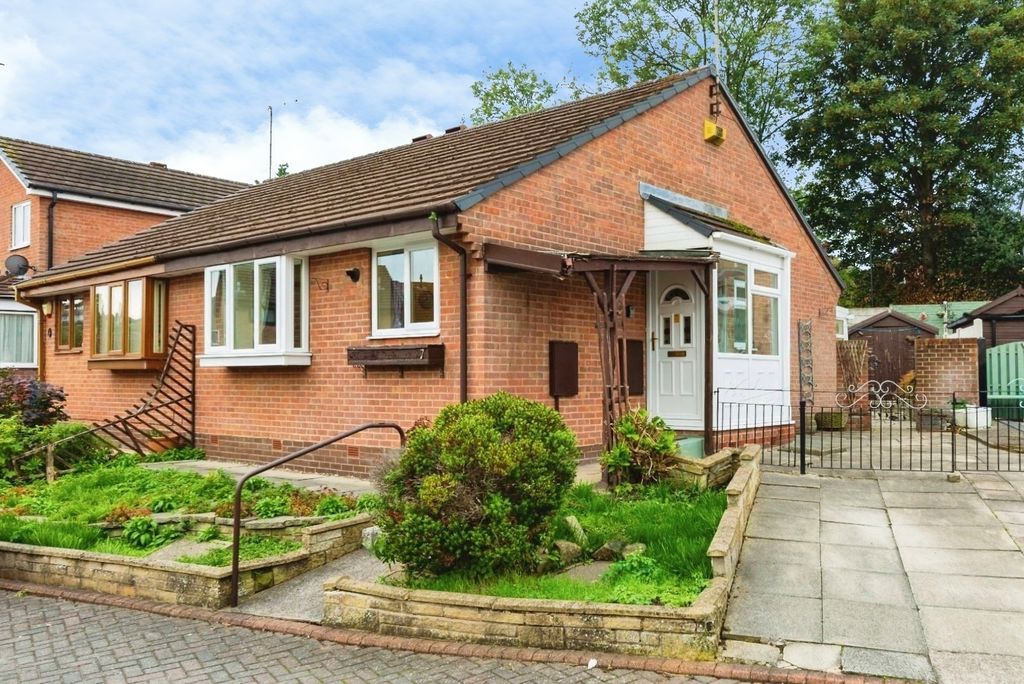 Property photo 1 of 15 Pbox-Img.Jpg