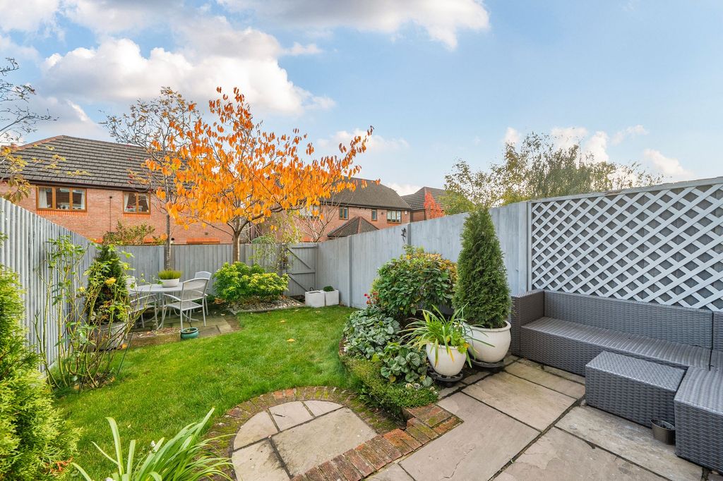 Property photo 3 of 19