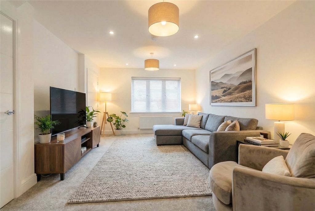 Property photo 2 of 13 Virtual Furniture