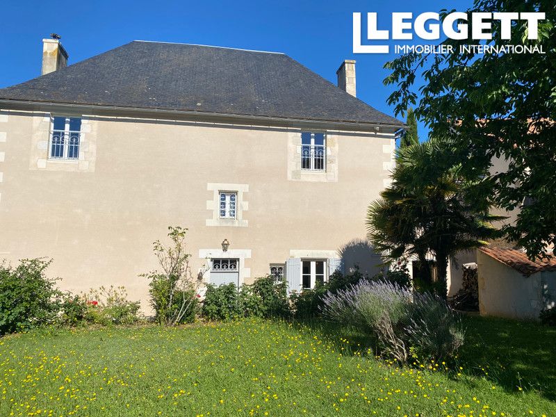 Property photo 2 of 10