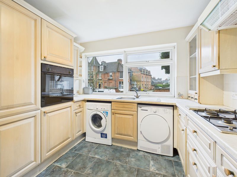 Property photo 2 of 10 Photo 9