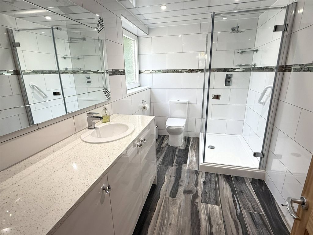 Property photo 3 of 13 Picture No. 05