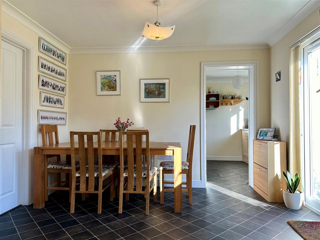Property photo 3 of 22 Dining Area.Jpg