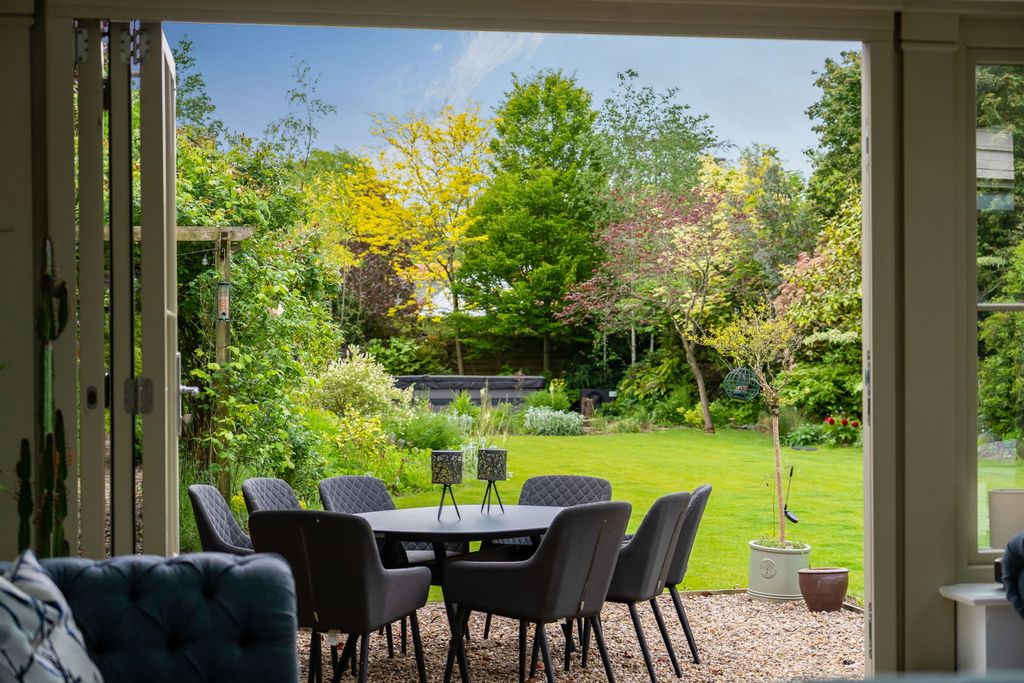 Additional image 15 of 5 bed detached house for sale1 Gipsy Lane, Rothley LE7