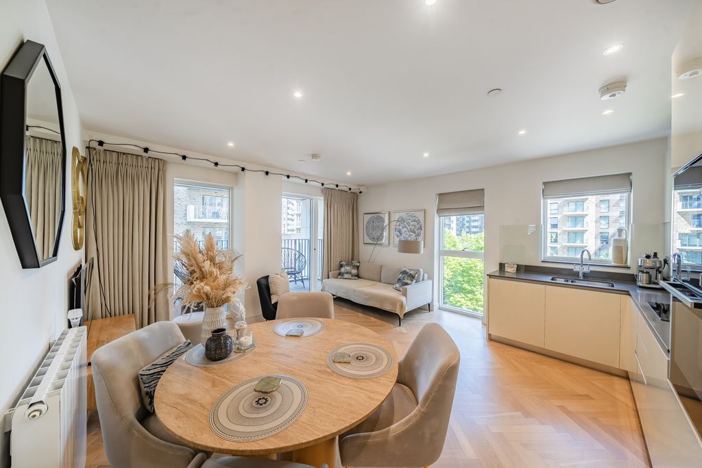 Property photo 2 of 24 1452479-6-69Ef774...