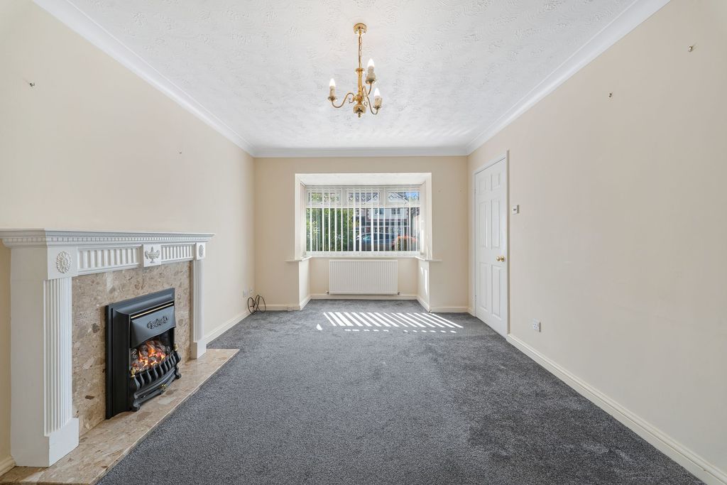 Property photo 3 of 30
