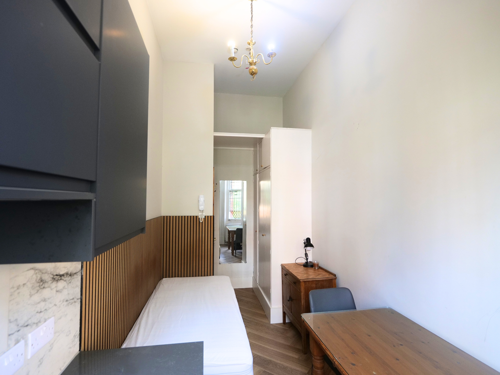 Property photo 2 of 4 Gallery