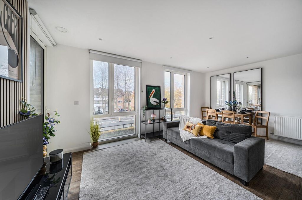 Property photo 2 of 10 Davidson Frost-Wellings, Dfw, Welford Court, Edgwa