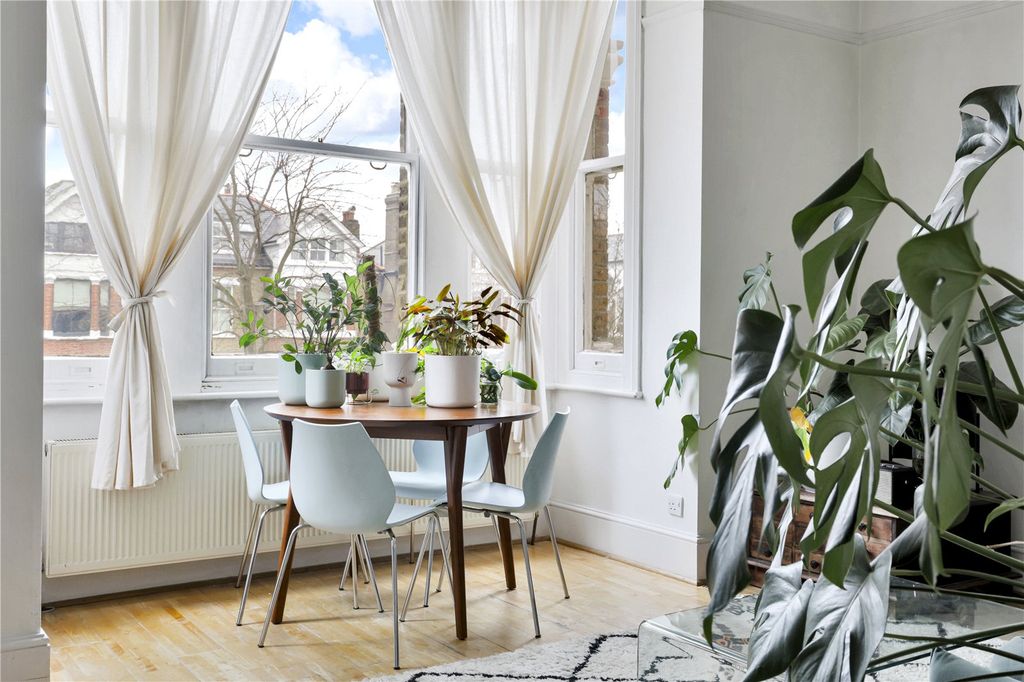 Property photo 3 of 10 Picture No. 10