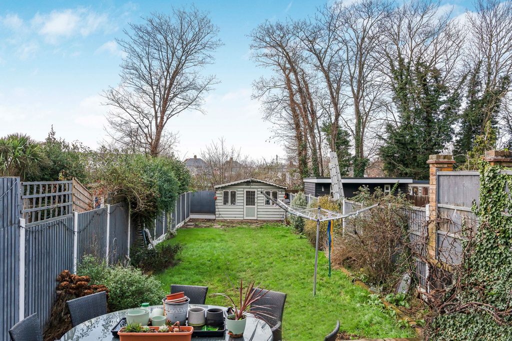 Property photo 2 of 14