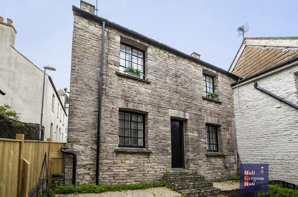Property photo 1 of 28 A44F2cd0-6Cba-4c39-A77E-Fd5Fc2B2B1E9.Jpg