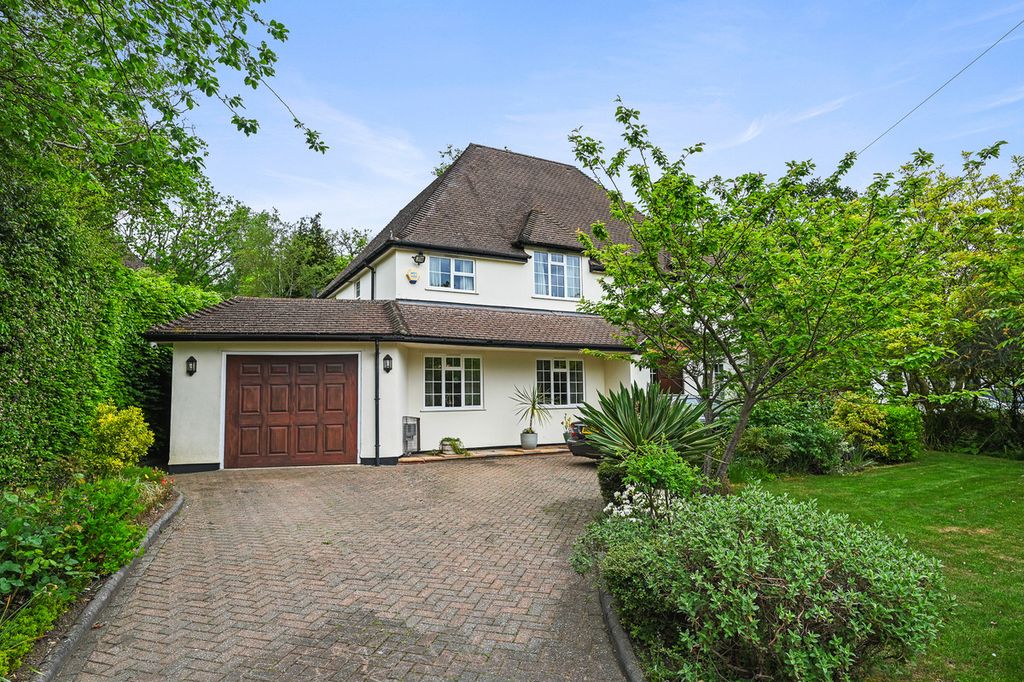Property photo 2 of 23