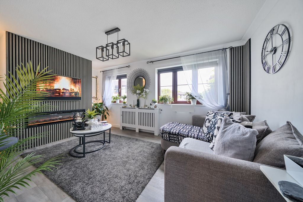 Property photo 2 of 23 18-6Ab246A2d919d-...