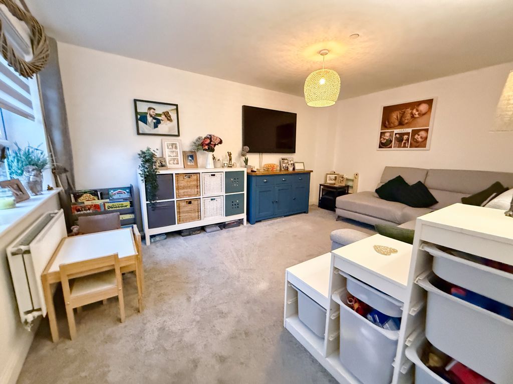 Property photo 3 of 13 Photo 11