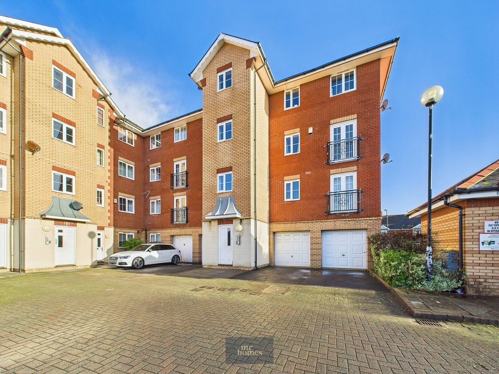 Property photo 1 of 19