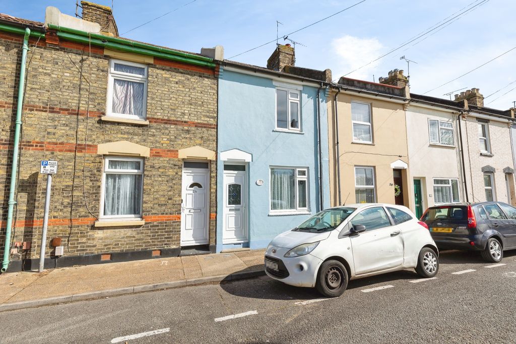 Property photo 1 of 20 Front